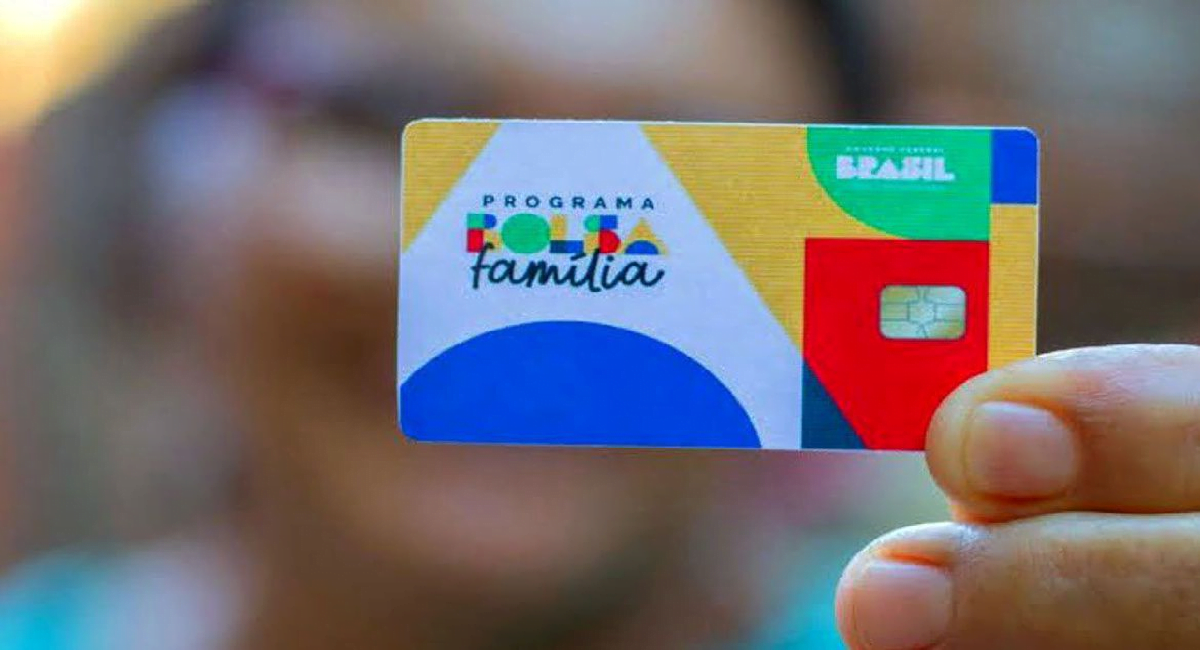 A nova lei do Bolsa Família anunciada de última hora hoje (25/9) e cai como presente para milhões de beneficiários