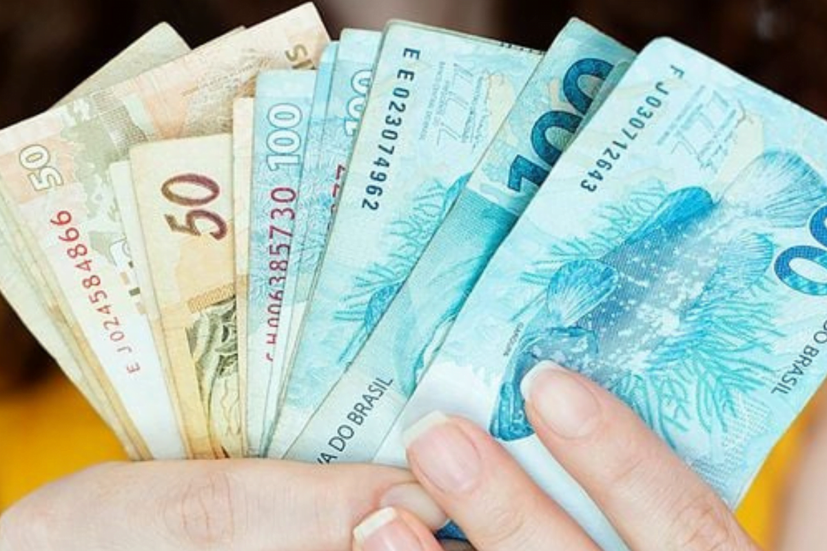 Anunciada RESTITUIÇÃO do PASEP para trabalhadores com carteira assinada antes de 1988 e pensionistas comemoram