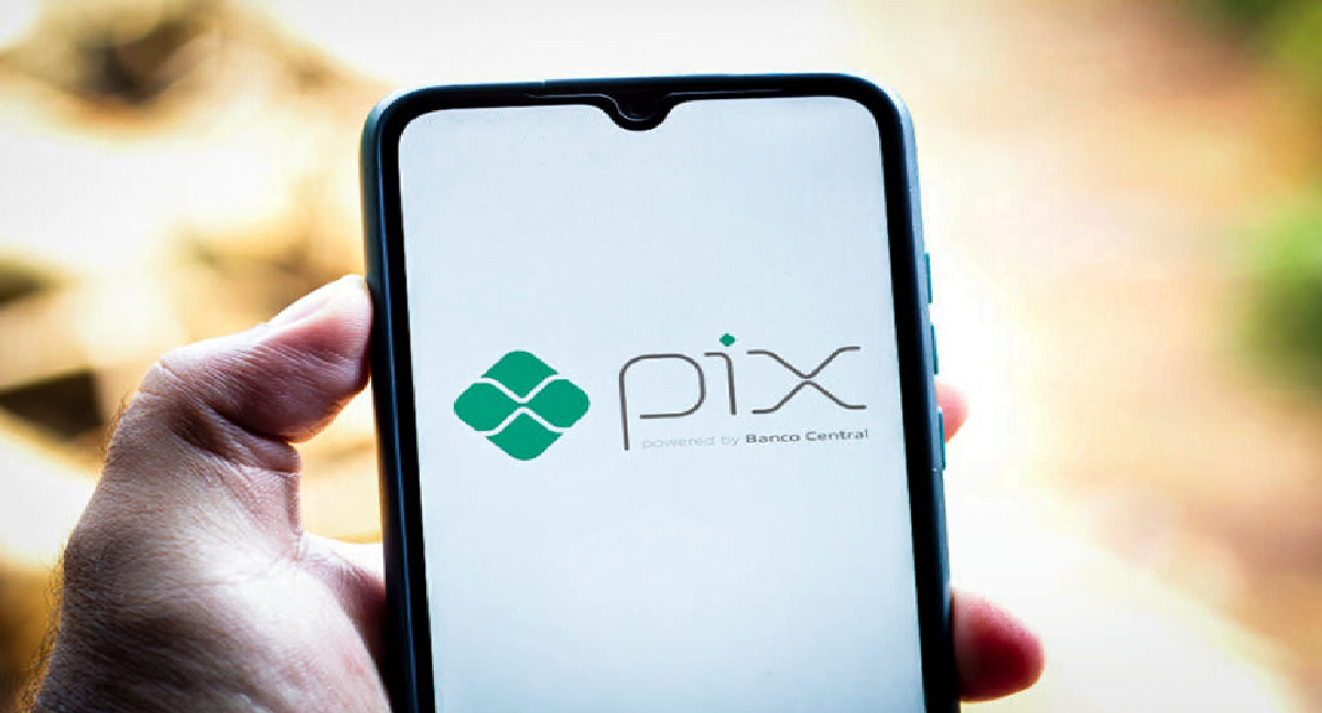CUIDADO! Este novo golpe envolvendo o PIX pode hackear o seu acesso ao app do banco