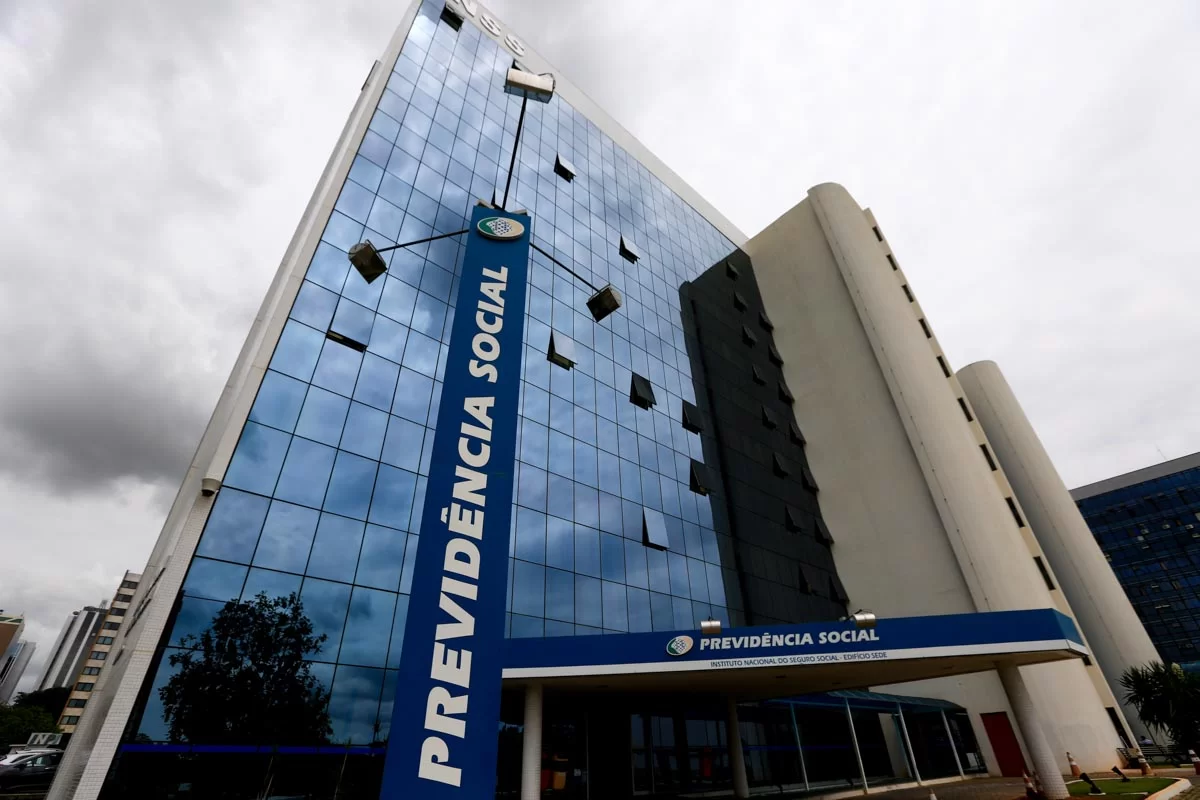 INSS surpreende 500% e começa a ligar para beneficiários de última hora