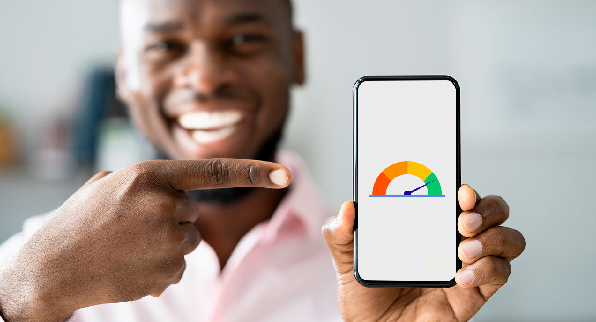 Serasa pega todo mundo de surpresa e ensina como aumentar o score com facilidade