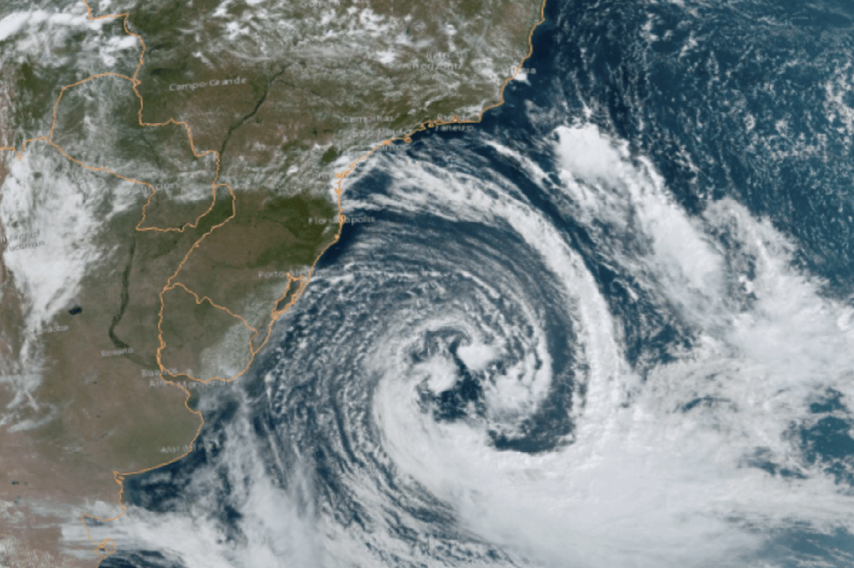 ALERTA MÁXIMO de CICLONE saiu de NOVO HOJE (28/9) e preocupa brasileiros