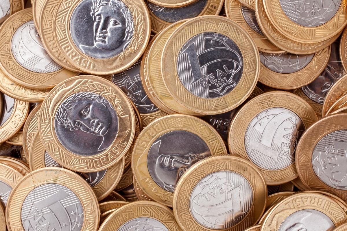 FESTA NO BRASIL: Moedas de 1 real chegam a valer R$ 5 MIL agora e dá até para comprar uma moto