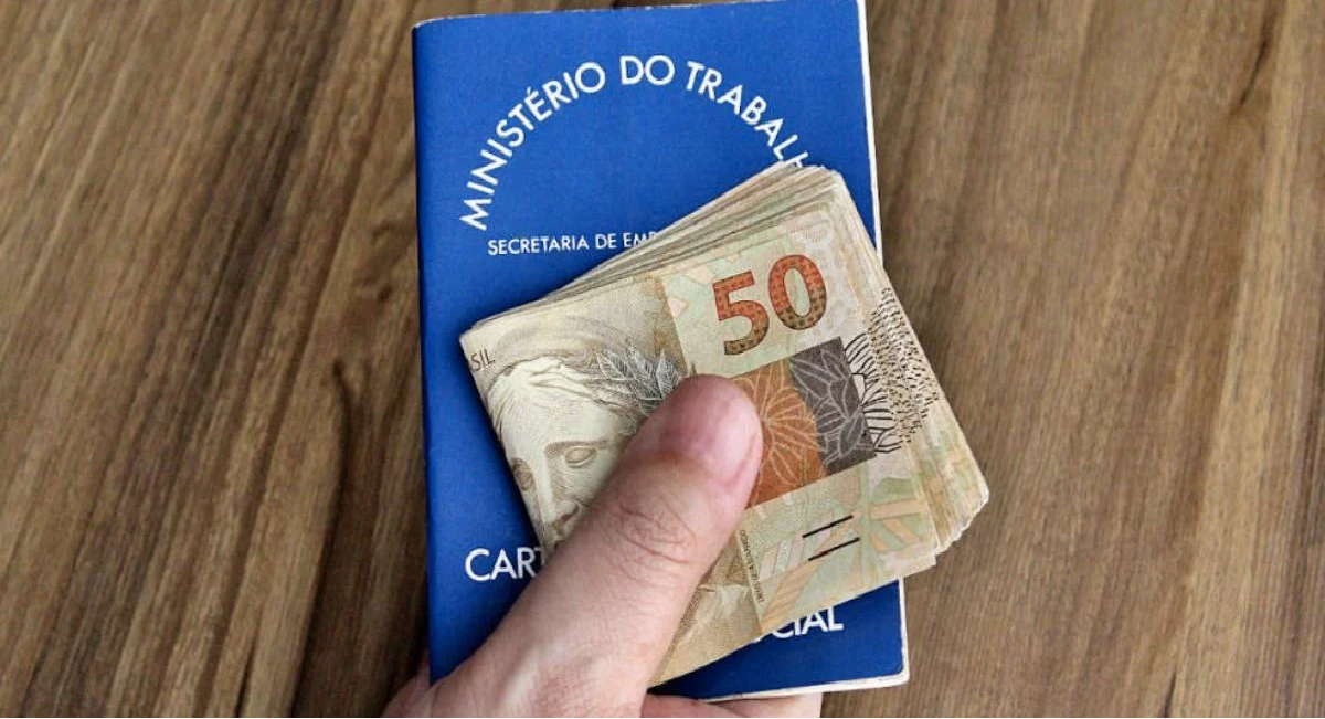 13º SALÁRIO NA CONTA, VAI PINGAR quem é uma belezinha: Antecipação acaba de ser confirmada e trabalhadores soltam fogos de felicidade