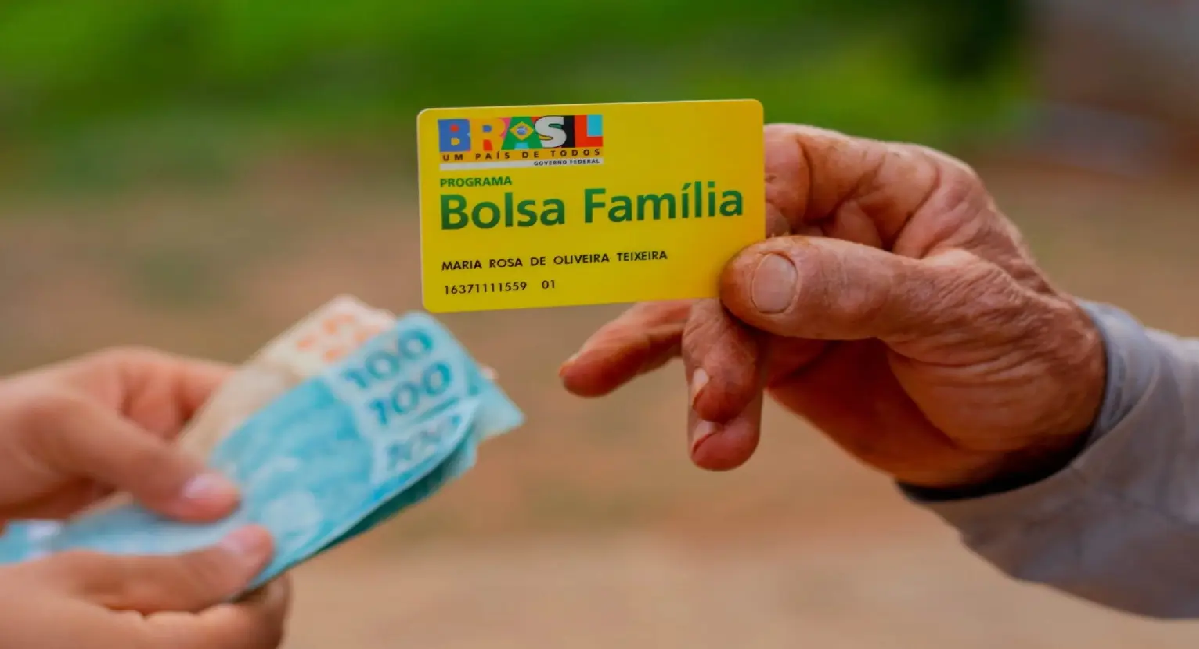 COMUNICADO OFICIAL saiu e não tem conversa! Bolsa família anuncia 3 GRANDES NOTÍCIAS para novembro e pega todo mundo de surpresa