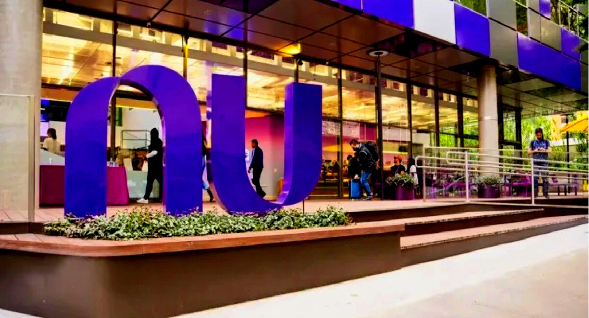 SILENCIOSAMENTE: Nubank acaba de confirmar hoje (27/10) o que vem fazendo com clientes e pega todos de surpresa