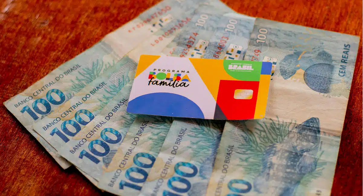 AUMENTO no VALOR do Bolsa Família? Pagamentos chegam a quase R$ 689 e pega brasileiros de surpresa
