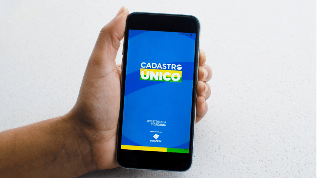 CadÚnico para brasileiros que moram sozinhos: veja o passo a passo de como se inscrever