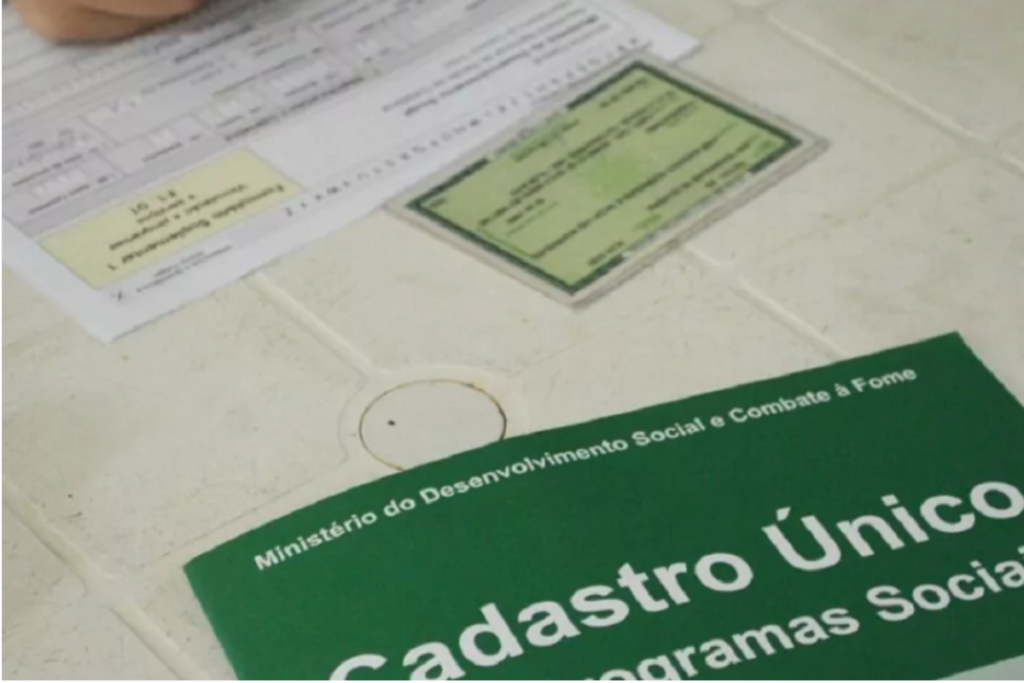 NOTÍCIA SALVADORA no Cadastro Único saiu HOJE CEDO (26/10): Os melhores programas para quem mora sozinho acabou de sair e pega todos de surpresa