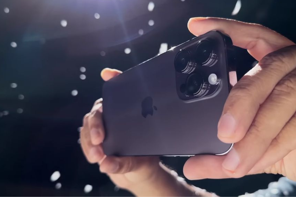 APPLE admite PROBLEMÃO no IPHONE 15 e deixa brasileiros ASSUSTADOS