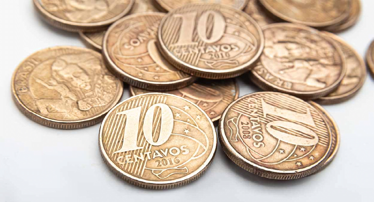 Vai salvar as contas de outubro e ainda sobra dinheiro para um CINEMA: 2 moedas SIMPLES de 10 centavos valem muita grana e deixa brasileiros comemorando de felicidade HOJE (13/10)