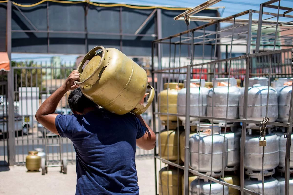 AUXÍLIO-GÁS surpreende seus beneficiários com novo valor e muitos comemoram