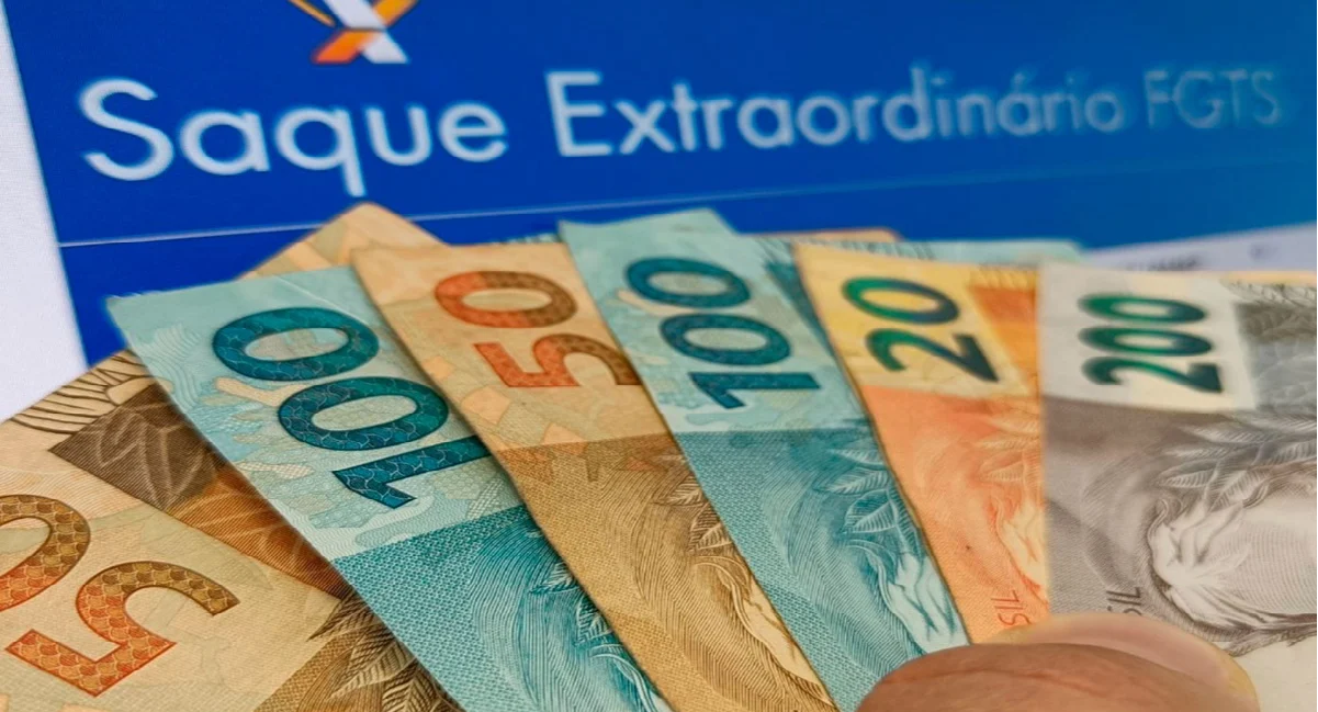 Caixa libera saque extra de R$ 106 HOJE (28/10) e brasileiros comemoram