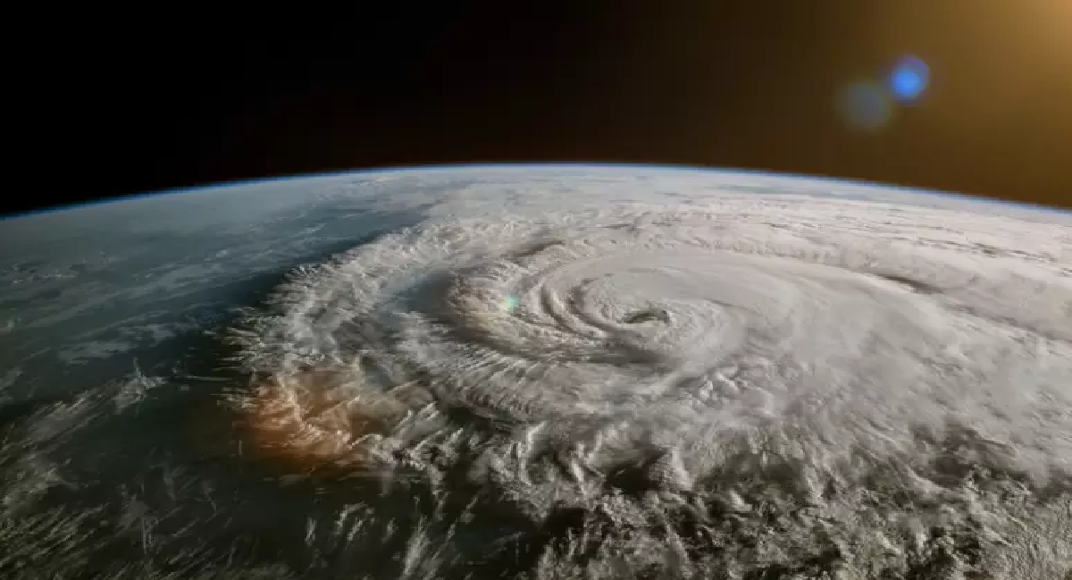 ALERTA GERAL de CICLONE acaba de sair HOJE (24/10), Brasil será AFETADO e pega todos de surpresa