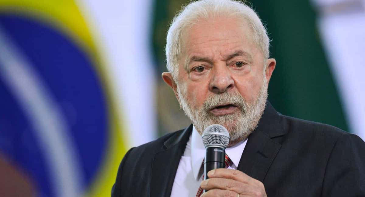 Confirmado agora (10/10): LULA não tem pena e entrega notícia SUPER AMARGA para quem recebe o BOLSA FAMÍLIA