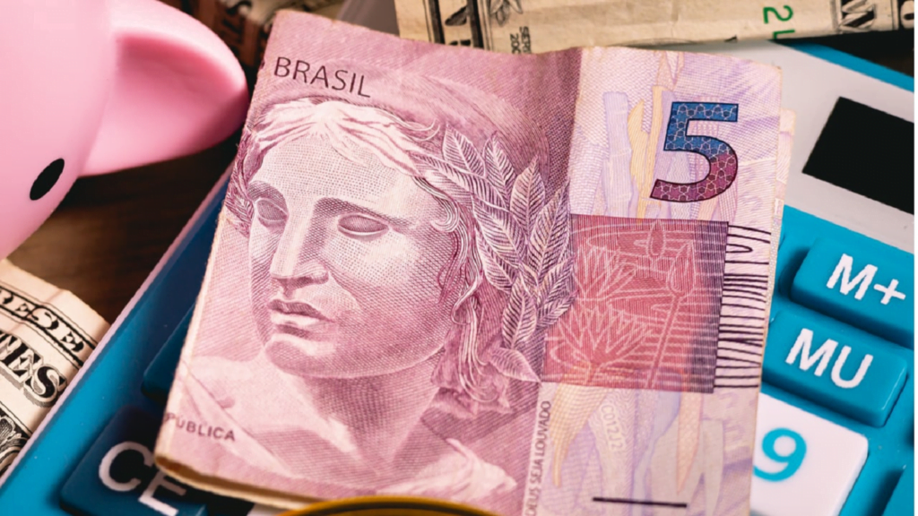 UMA BOLADA! Esta nota de 5 reais pode valer mais de R$ 3 mil; saiba qual é