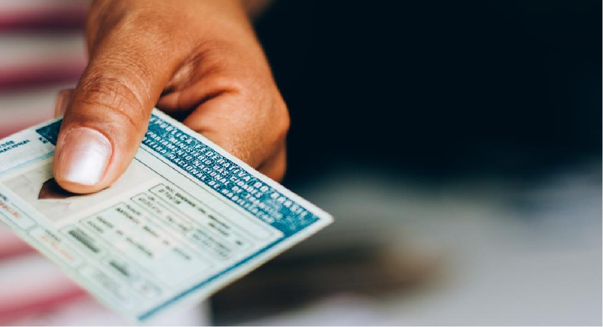 É para comemorar! Governo anuncia 25 MIL vagas para a CNH GRATUITA nesta segunda (23)