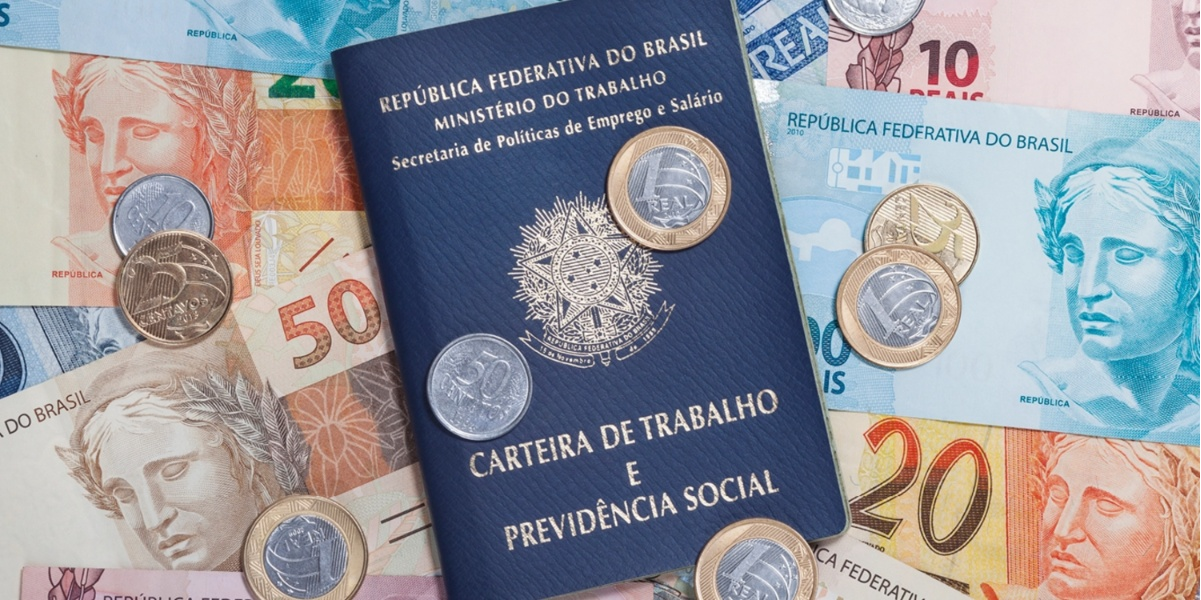 É OFICIAL! Novo valor do salário mínimo de 2024 foi CONFIRMADO e brasileiros fazem a festa