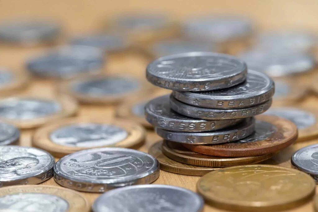 Esta MOEDA de R$ 0,50 vale até R$ 200; confira suas características e como trocá-la