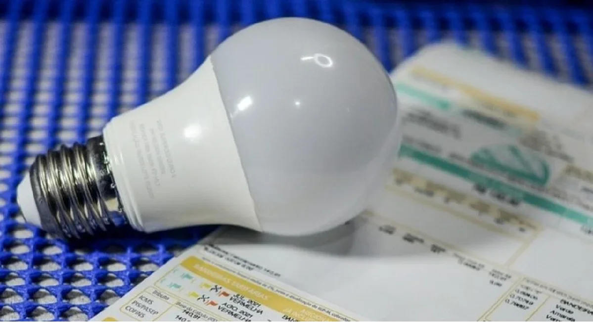 Conta de luz 100% GRATUITA: Confira agora quem pode se beneficiar e como dar entrada na isenção