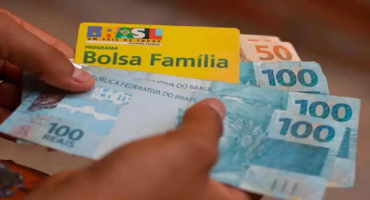Semana começa com NOTÍCIA IMPORTNTE HOJE (26/11) para quem recebe o BOLSA FAMÍLIA NA CAIXA e no APLICATIVO