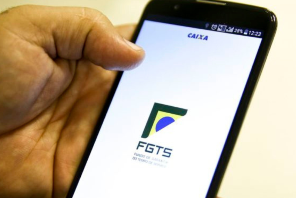 SAQUE-ANIVERSÁRIO do FGTS pode liberar até R$18 bilhões para trabalhadores; veja como
