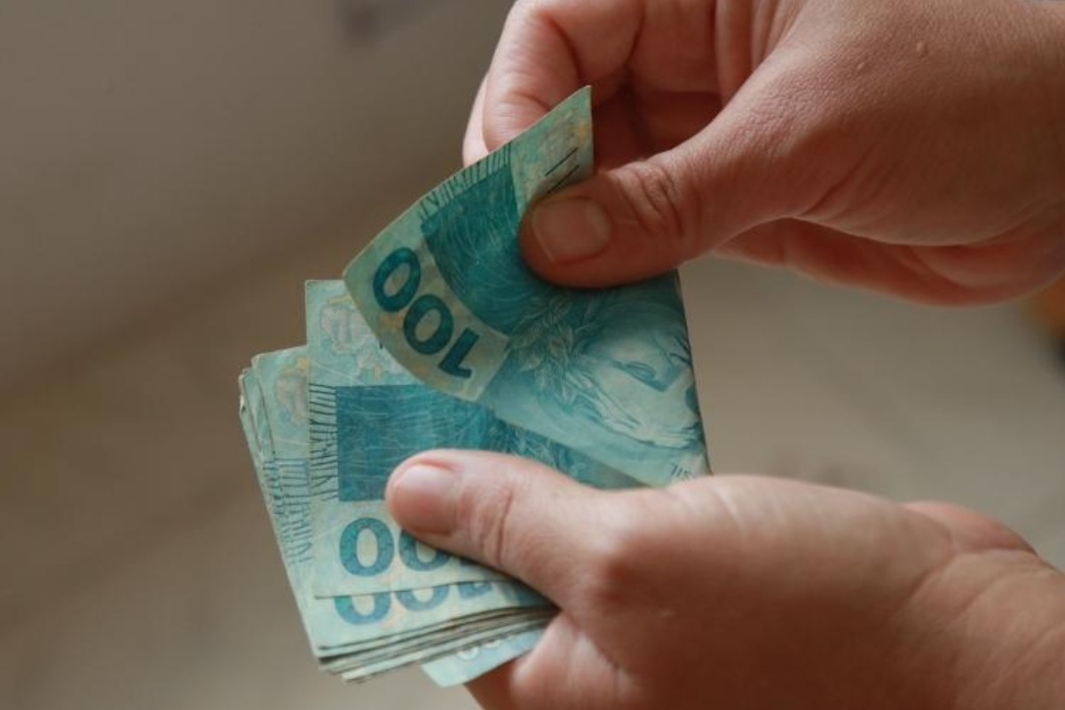 Novo SAQUE EXTRAORDINÁRIO de R$ 1 mil é liberado pela Caixa; veja como ter acesso aos valores