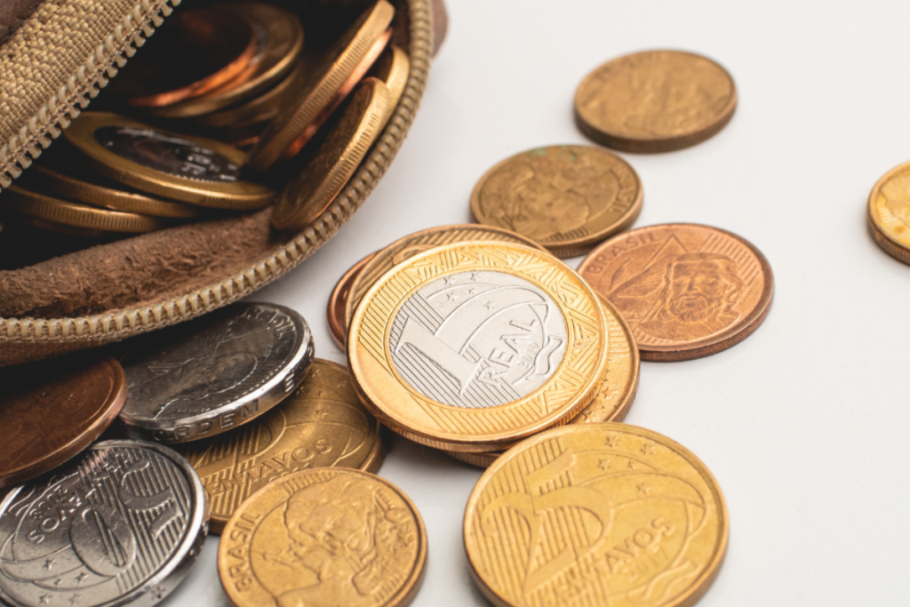 Conheça a MOEDA de 50 CENTAVOS que vale até R$ 13.500; veja como trocá-la