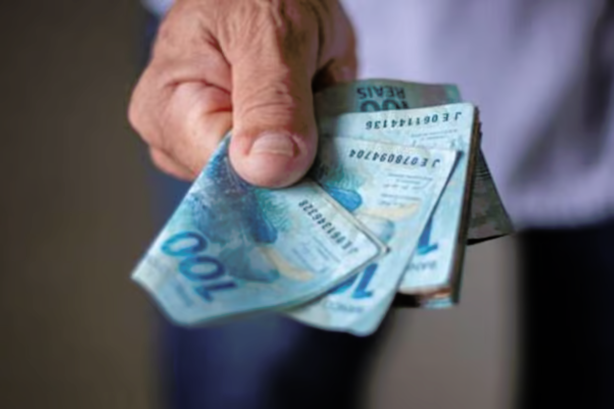 ALERTA GERAL HOJE (08/11) sobre nova LEI que atinge os bancos e os endividados