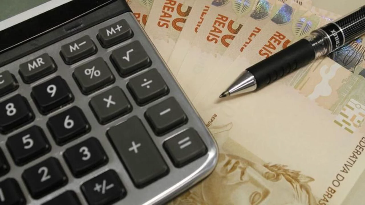 DÍVIDAS ZERADAS E NOME LIMPO em novembro: Governo liberou desconto de 99% para ESTE grupo