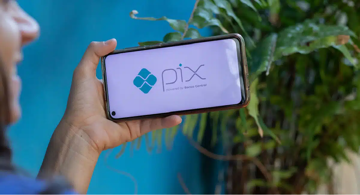AGORA É OFICIAL e não voltou atrás! Banco Central faz anúncio sobre crédito no PIX e pega brasileiros de surpresa