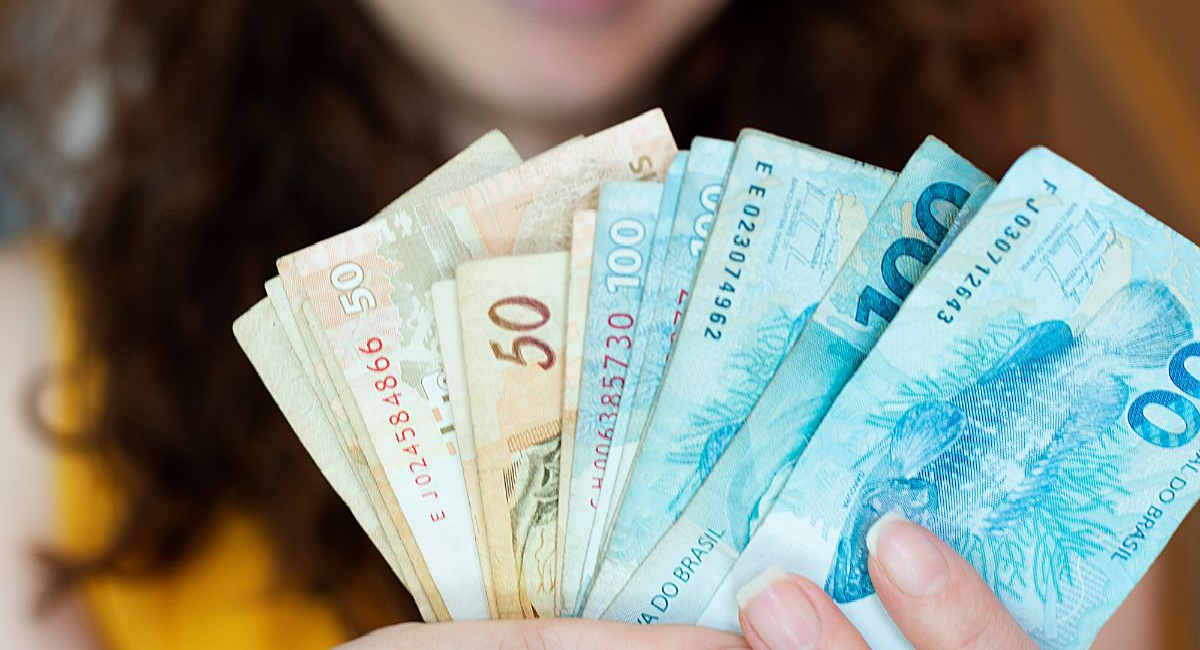 PIX DUPLO em novembro para ESTE grupo de brasileiros e a comemoração foi certa