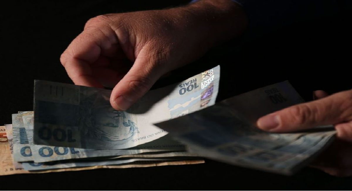 Mudanças de plano? Veja a decisão do pagamento do 14º SALÁRIO para 2023