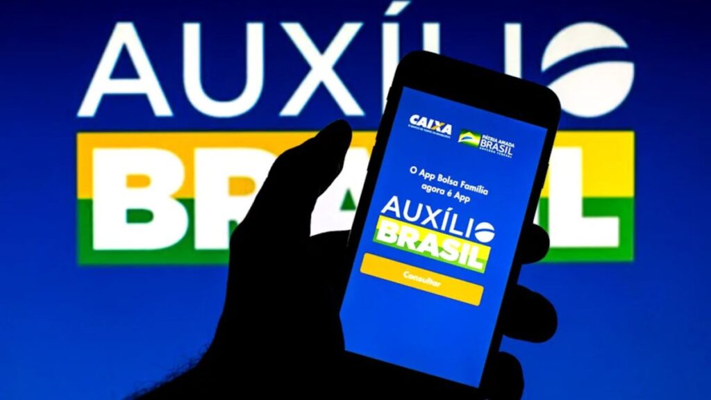 GRANA EXTRA NO SEU BOLSO! Consulte o seu direito a indenização de R$ 15 MIL do AUXÍLIO BRASIL