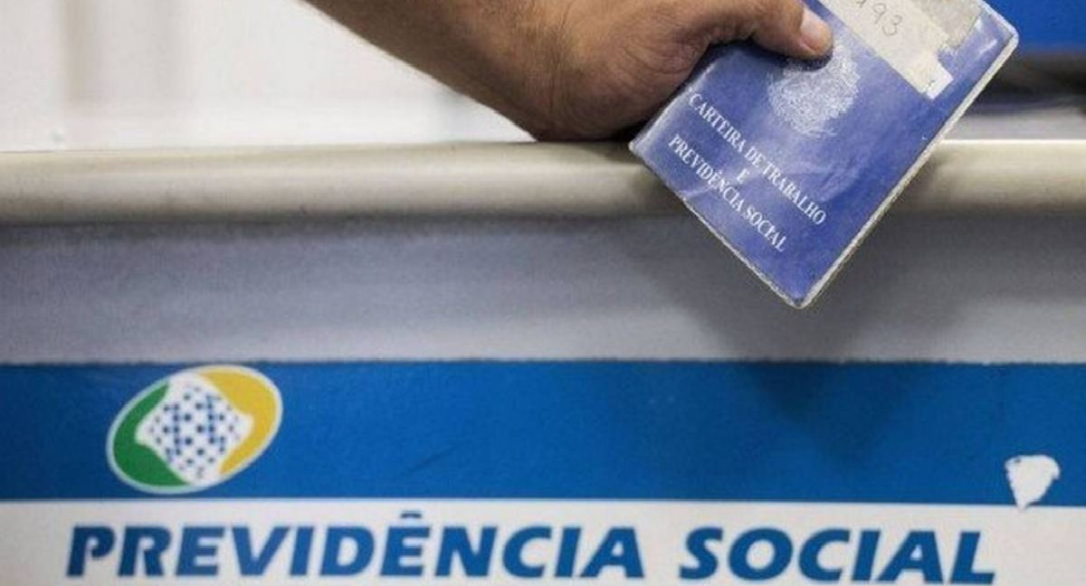 INSS: AUMENTO de 25% no salário dos aposentados tem a melhor notícia confirmada e brasileiros pulam de felicidade