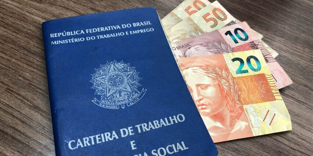 PIS/PASEP 2024: Veja o que fazer para receber o ABONO SALARIAL no próximo ano