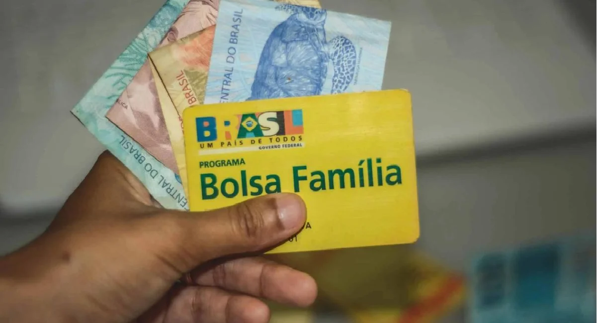 FIM DA CURIOSIDADE hoje (28/12): Confirmado o que vai acontecer no Bolsa Família nos dias 01 a 31 de janeiro