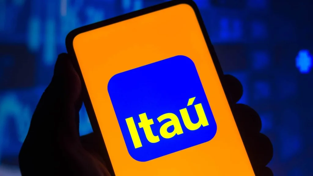 Itaú libera TRÊS benefícios aos seus clientes deixando o Bradesco no chinelo