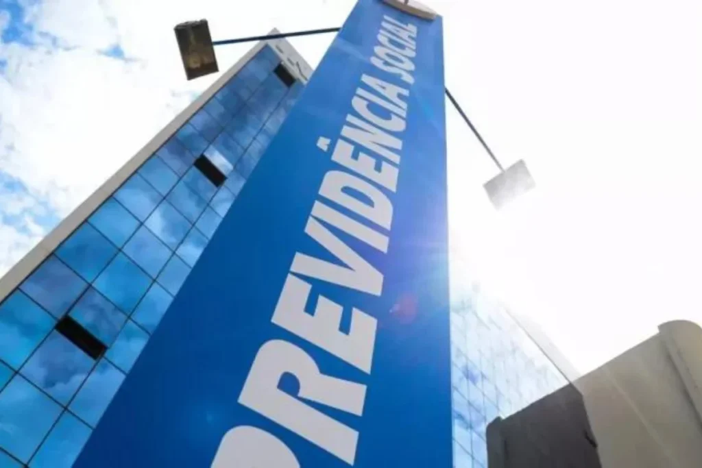 INSS surpreende nas últimas 24 horas e libera LISTA de quem vai receber salário de R$ 6 mil