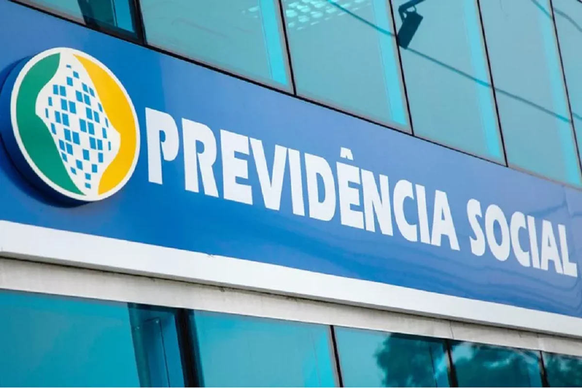 DINHEIRO EXTRA NA CONTA ANTES DO NATAL: STF aprova novo pagamento para os aposentados