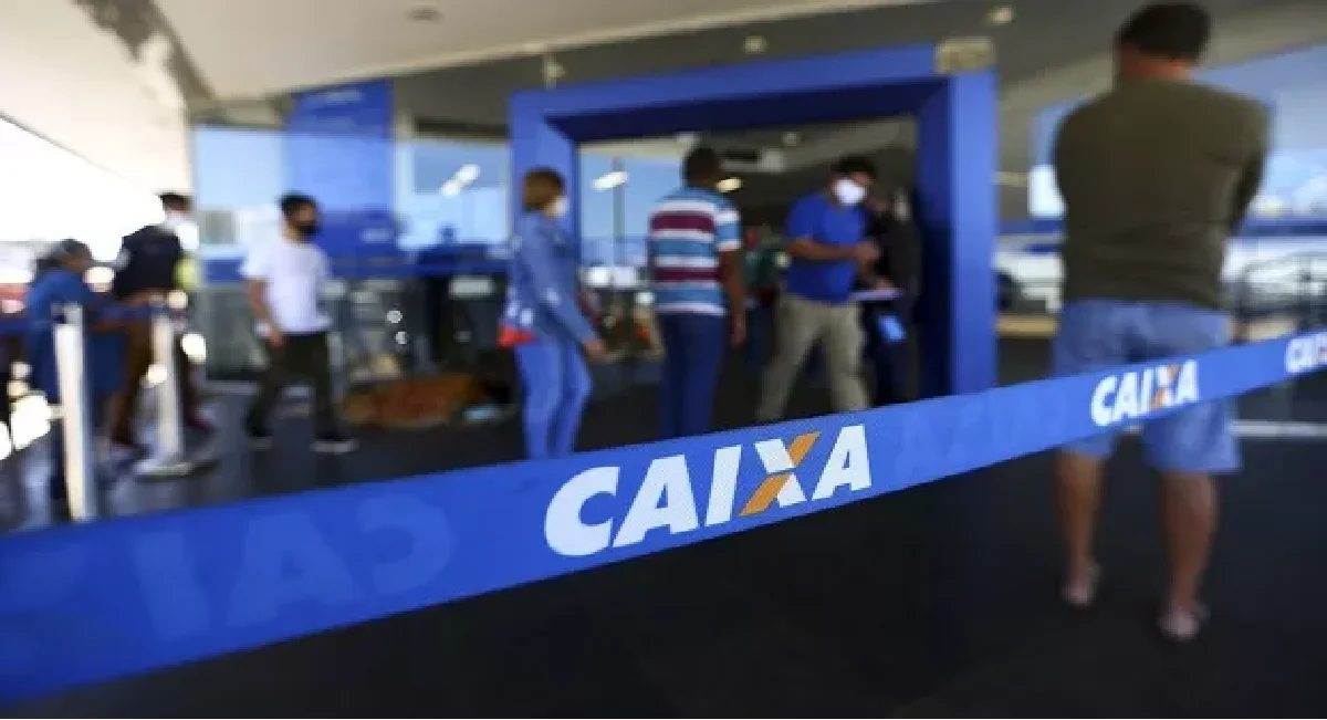 Caixa anuncia 3 grandes benefícios e notícia cai como um presente para brasileiros