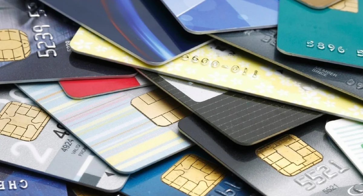 Fim de Serviço Bancário e Cartões de Crédito: Prepare-se para as Mudanças no Setor Financeiro