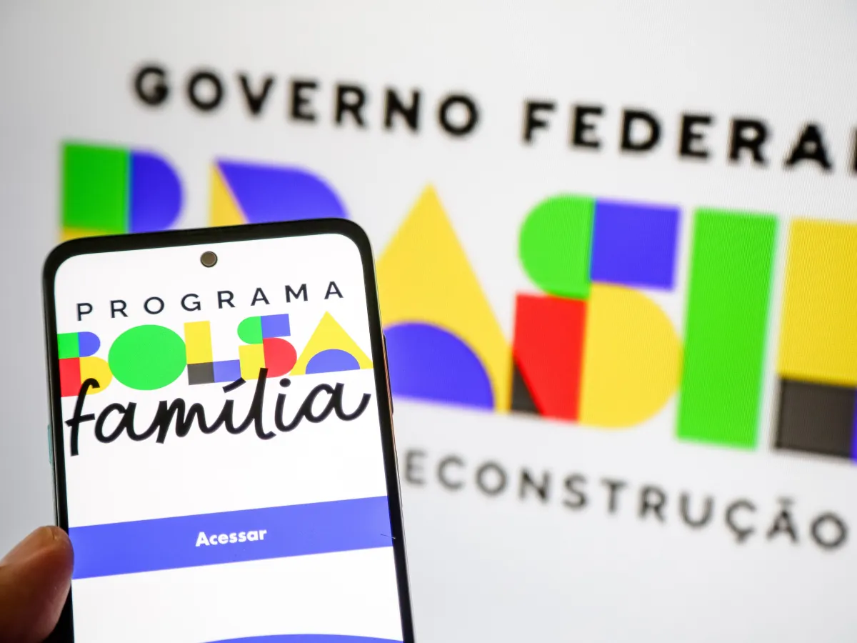 PRESENTÃO: Bolsa Família confirma benefício de R$800 em 10 dias diferentes de FEVEREIRO E ALEGRA beneficiários de NIS 1 a 0
