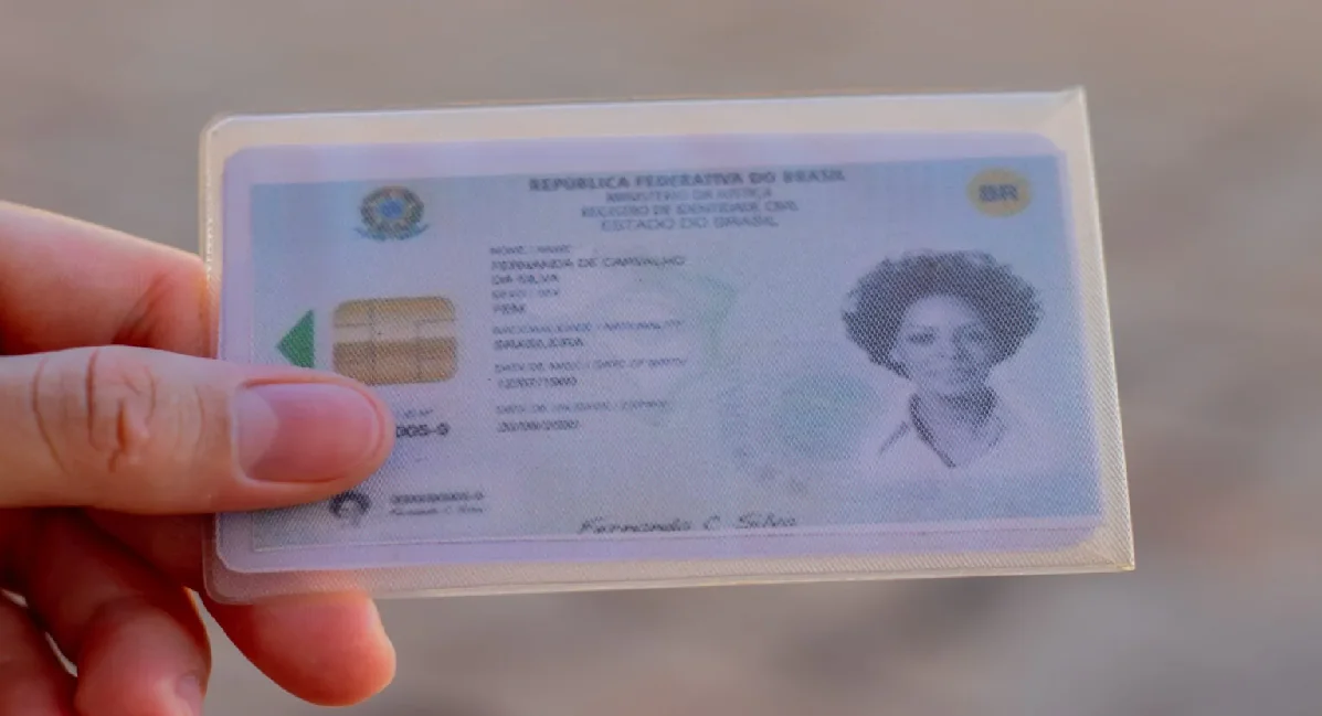 FESTA para RG final 1,2,3,4,5,6,7,8,9 e 0! Nova lei tem martelo batido e fim da carteira de identidade para esse grupo com brasileiros festejando sem parar