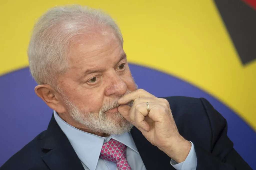 Lula assinou decreto: Conta Poupança da CAIXA e o PIX de R$ 200 hoje (21/03) na conta pega brasileiros de surpresa