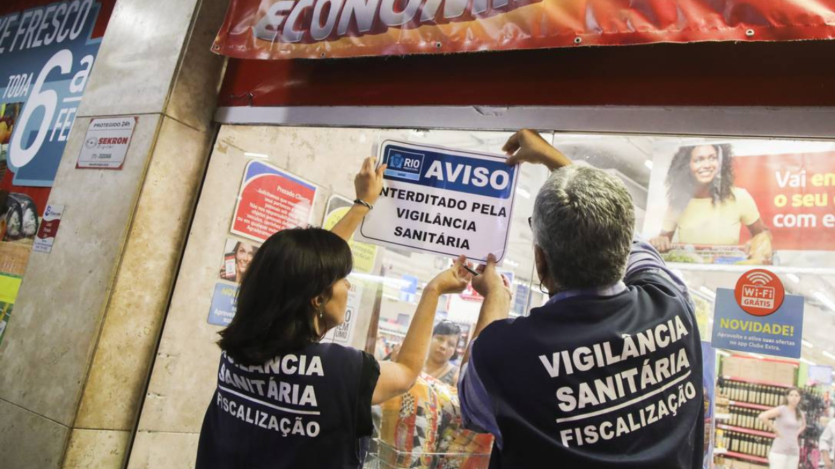 ANVISA realiza fiscalização sanitária e proíbe a circulação de 13 produtos que você pode ter em casa!