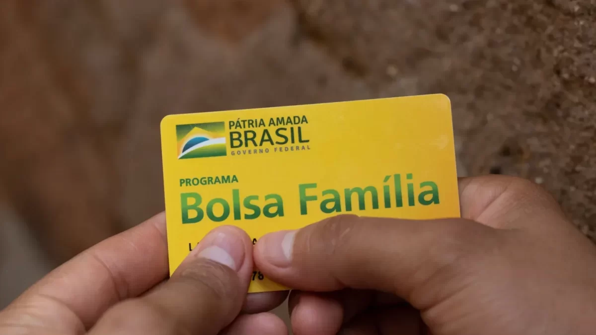 BOLSA FAMÍLIA libera BENEFÍCIOS EXTRAS que juntos podem chegar a R$1002,00 para participantes do BOLSA FAMÍLIA