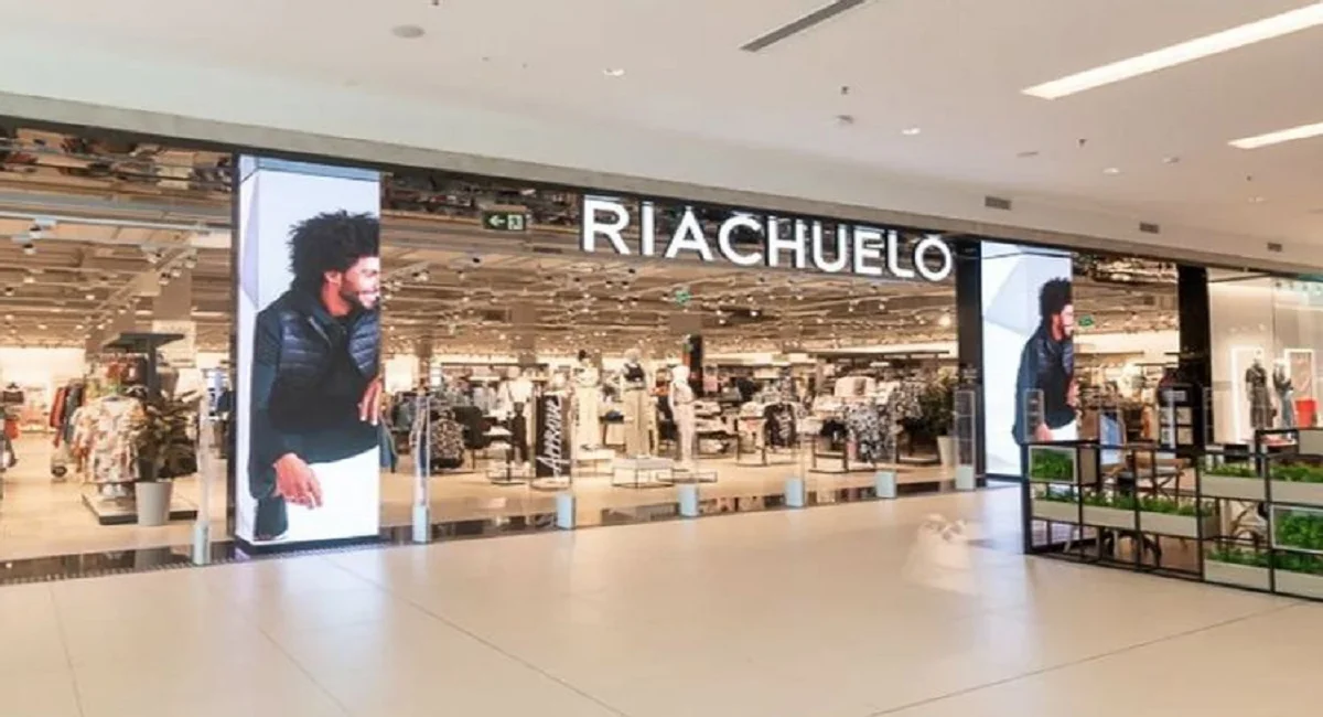 FIM DAS ATIVIDADES: O fechamento de loja gigantesca da Riachuelo e comunicado oficial que deixou muitos de queixo caído