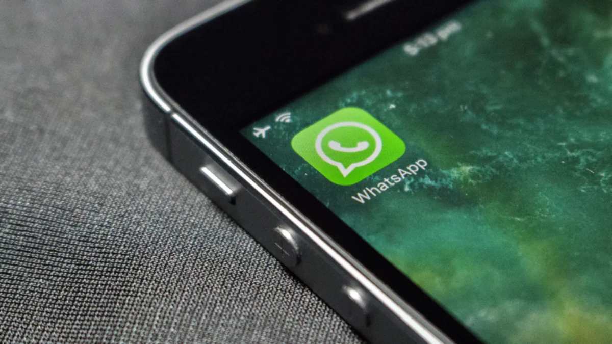 WHATSAPP anuncia 4 novidades lendárias para os usuários em ABRIL. Saiba o que muda no app!