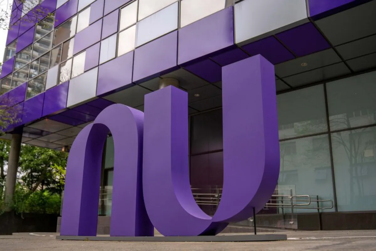 Nubank ANUNCIA DINHEIRO de até R$ 15 mil com valores para agosto! Veja como solicitar